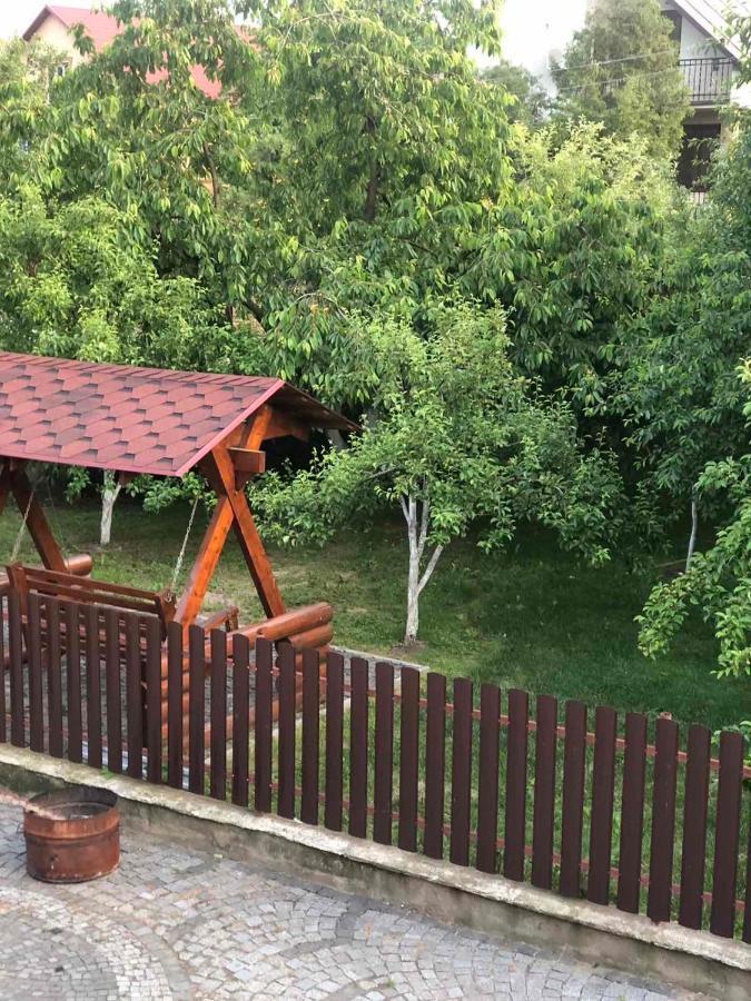Готель Катерина Чинадійово Екстер'єр фото